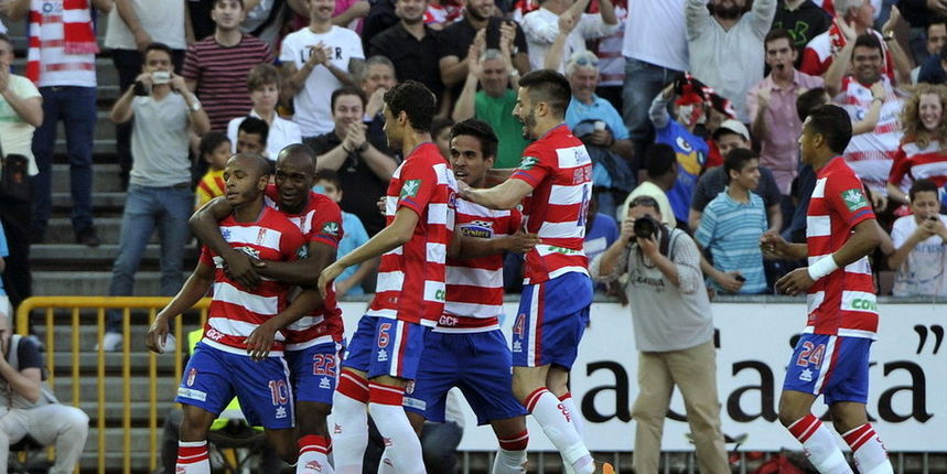 Slavlje igrača Granade, foto: mundodeportivo Slavlje igrača Granade, foto: mundodeportivo
