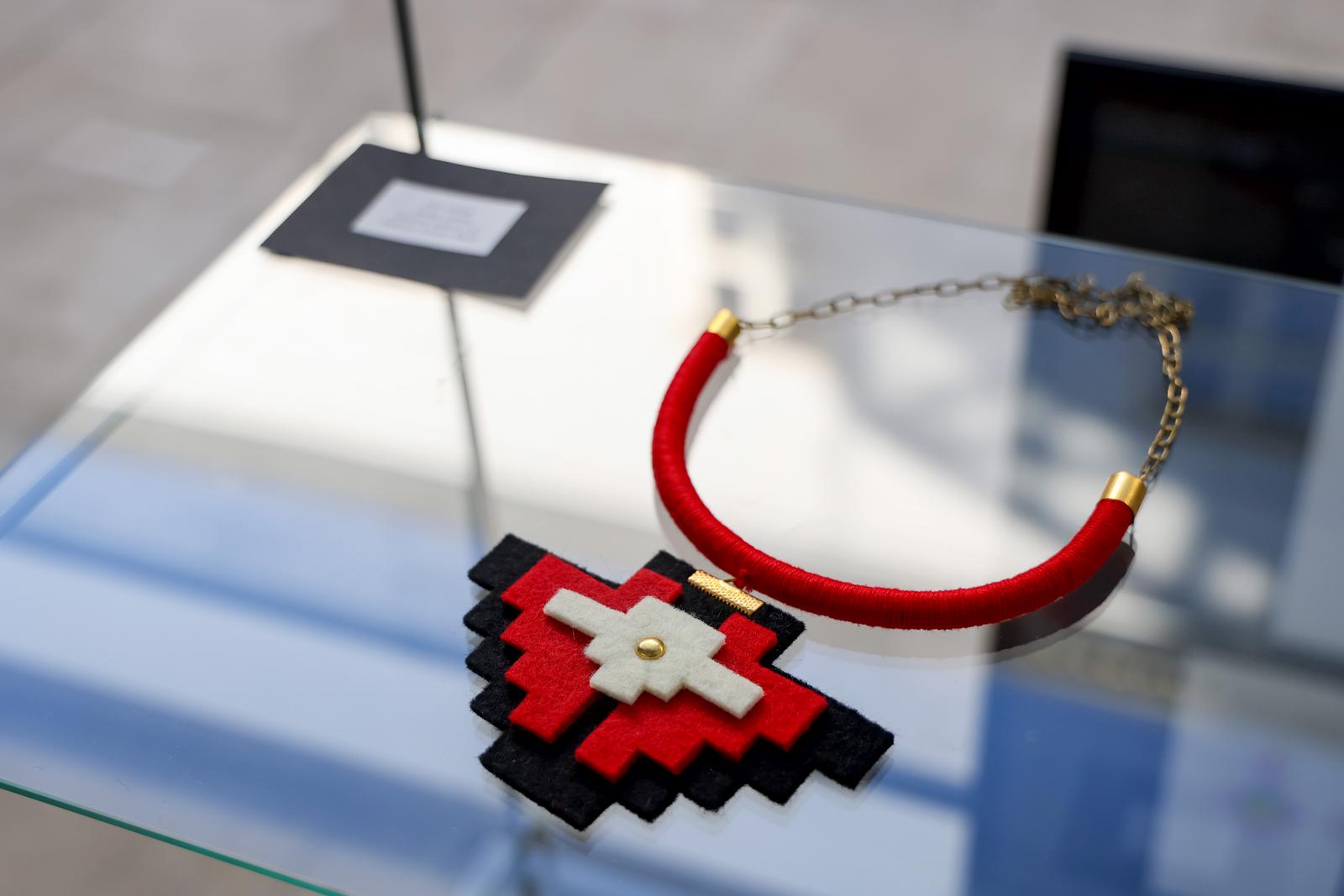 Kneževa palača: Otvorena izložba “Ornamentika sjeverne Dalmacije” Kneževa palača: Otvorena izložba “Ornamentika sjeverne Dalmacije”
