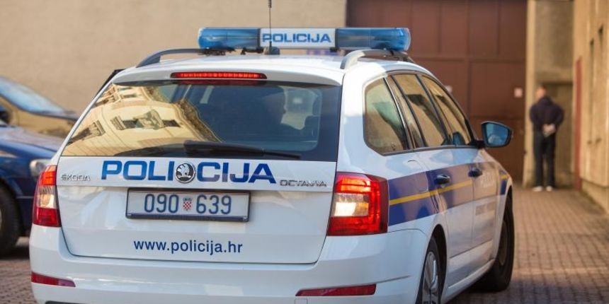 policija