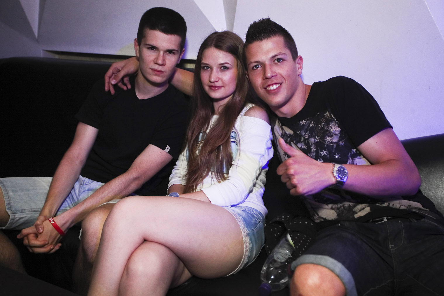 Zagreb, 28.06.2014. – A SADA PRAVAC: ZRCE – Na zatvaranju klupske sezone u punom Aquariusu (A2), Deejay Hrc (resident Zrce Spring Break festivala) dobru vibru ucinio je izvrsnom. Partijalo se do jutra uz najbolje iz EDM/commercial/trap/bass tvornice.