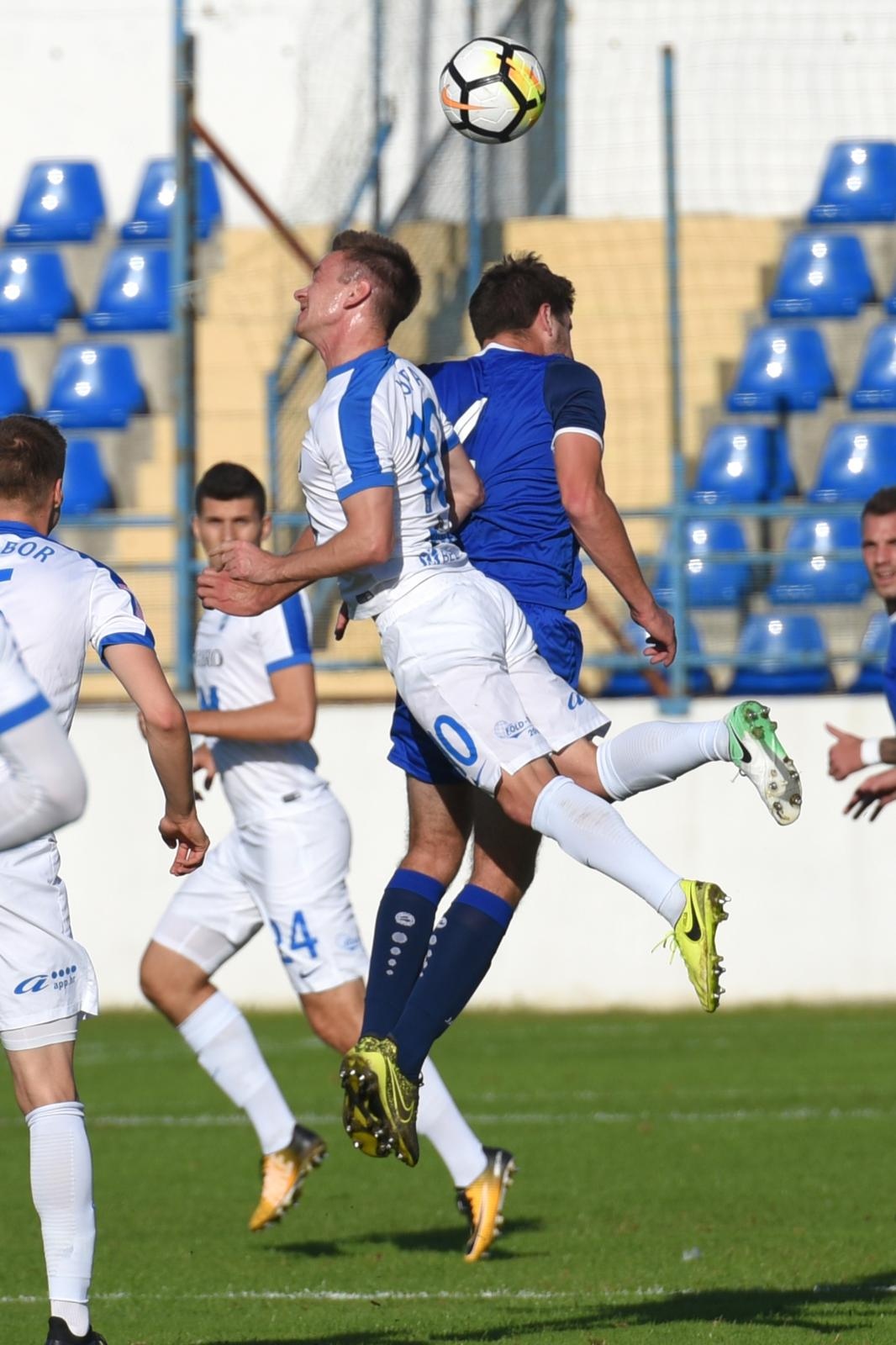 Hrvatski nogometni kup: NK Zadar – NK Osijek 0-4 Hrvatski nogometni kup: NK Zadar – NK Osijek 0-4