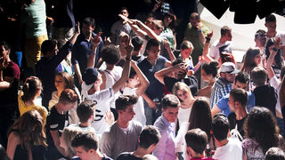 Zagreb, 28.06.2014. – A SADA PRAVAC: ZRCE – Na zatvaranju klupske sezone u punom Aquariusu (A2), Deejay Hrc (resident Zrce Spring Break festivala) dobru vibru ucinio je izvrsnom. Partijalo se do jutra uz najbolje iz EDM/commercial/trap/bass tvornice.