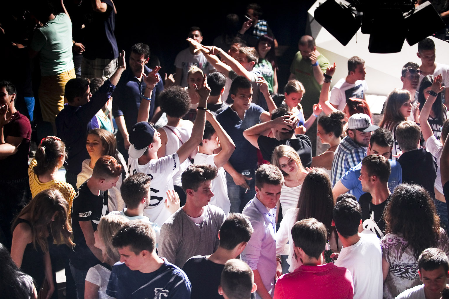 Zagreb, 28.06.2014. – A SADA PRAVAC: ZRCE – Na zatvaranju klupske sezone u punom Aquariusu (A2), Deejay Hrc (resident Zrce Spring Break festivala) dobru vibru ucinio je izvrsnom. Partijalo se do jutra uz najbolje iz EDM/commercial/trap/bass tvornice.