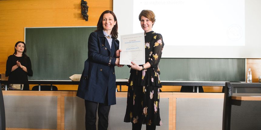 Studenti Odjela za geografiju Sveučilišta u Zadru Josipa Golomboš, Josip Mikinac, Filip Ergotić, Darija Borić, Nediljko Ralica i Josip Šetka dobitnici su godišnje nagrade Hrvatskog geografskog društva – Zadar Federik Grisogono, koju su zaslužili za iznimn Studenti Odjela za geografiju Sveučilišta u Zadru Josipa Golomboš, Josip Mikinac, Filip Ergotić, Darija Borić, Nediljko Ralica i Josip Šetka dobitnici su godišnje nagrade Hrvatskog geografskog društva – Zadar Federik Grisogono, koju su zaslužili za iznimn