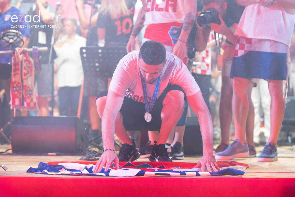 Veličanstven doček četvorice zadarskih Vatrenih Veličanstven doček četvorice zadarskih Vatrenih