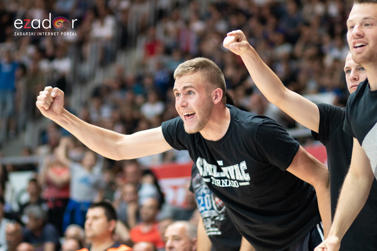 Polufinale doigravanja HT Premijer lige, 3. utakmica: KK Zadar – KK Cibona 88-96