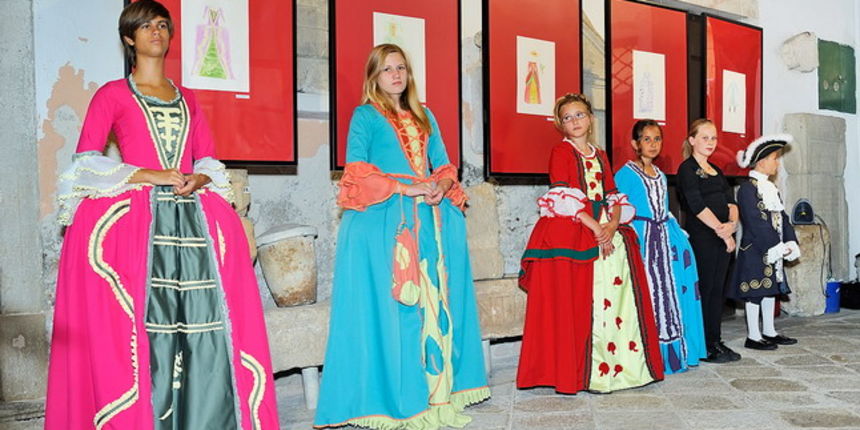 Image 958285 (auto) Image 958285 (auto)