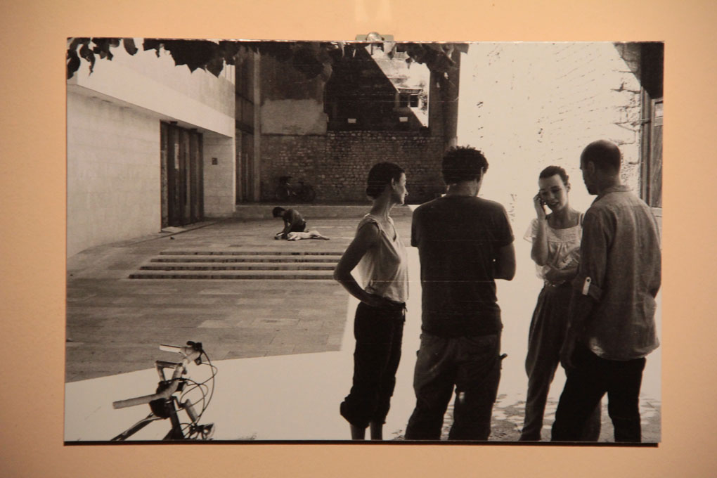 ArtAkt, izlozba Ivane Jenjic, predstava Vili Matula, foto: I. Perincic ArtAkt, izlozba Ivane Jenjic, predstava Vili Matula, foto: I. Perincic