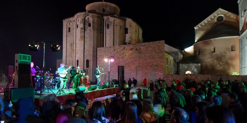 Spektakularni doček Nove 2017. godine na zadarskom Popuotoku Spektakularni doček Nove 2017. godine na zadarskom Popuotoku