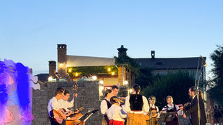 Svečano i atraktivno održana univerzalna i autohtona 22. Ninska šokolijada Svečano i atraktivno održana univerzalna i autohtona 22. Ninska šokolijada