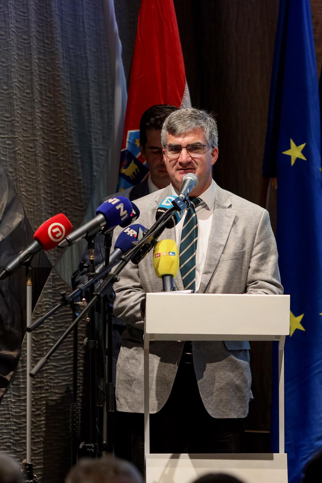 Svečana akademija povodom obilježavanja 400. obljetnice utemeljenja Državnog arhiva Svečana akademija povodom obilježavanja 400. obljetnice utemeljenja Državnog arhiva