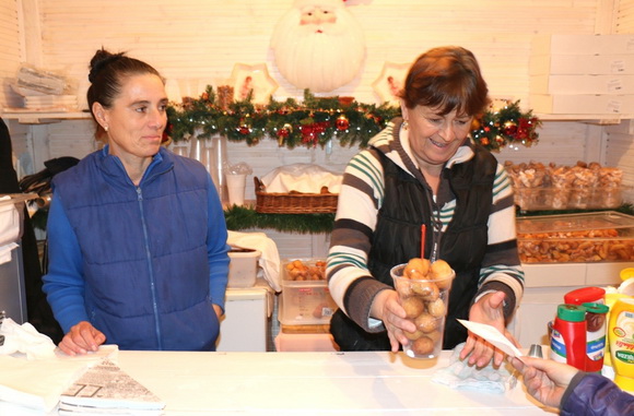 Vir: Božićna fešta uz Dražena Zečića Zeku Vir: Božićna fešta uz Dražena Zečića Zeku