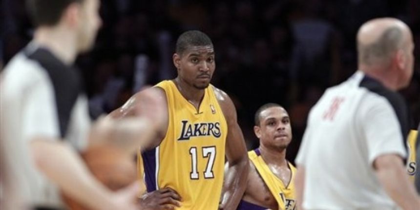 Los Angeles Lakers center Andrew Bynum // AP Photo Los Angeles Lakers center Andrew Bynum // AP Photo