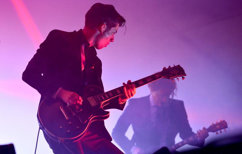 25.06.2013., Zagreb – INmusic festival na zagrebackom jezeru Jarun unatoc losem vremenu okupio je veliki broj posjetitelja. Nastup benda Arctic Monkeys. Photo: Marko Prpic/PIXSELL