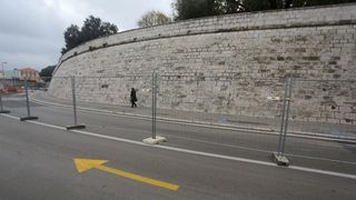 Zadar – Radovi na Liburnskoj obali otezavat ce promet na Poluotoku do svibnja 2015. godine. Photo: Filip Brala/PIXSELL