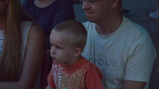 Ružno pače u izvedbi Dragon Teatra Ružno pače u izvedbi Dragon Teatra