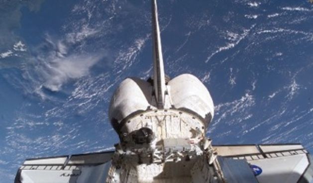 Mobitel u svemiru, foto: NASA (tportal.hr)