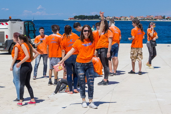 Ludijada maturanata na zadarskoj rivi 17. svibnja 2016. Foto: Bojan Bogdanić