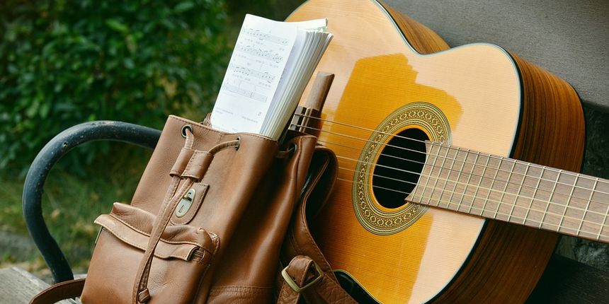 notni zapis i gitara