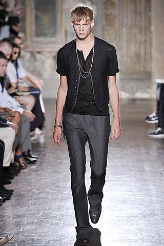 John Varvatos proljeće/ljeto 2010 (Moda.hr) John Varvatos proljeće/ljeto 2010 (Moda.hr)