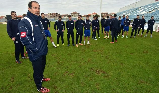 Igor Štimac odradio prvi trening kao nogometni trener NK Zadar, foto: Dino Stanin/PIXSELL