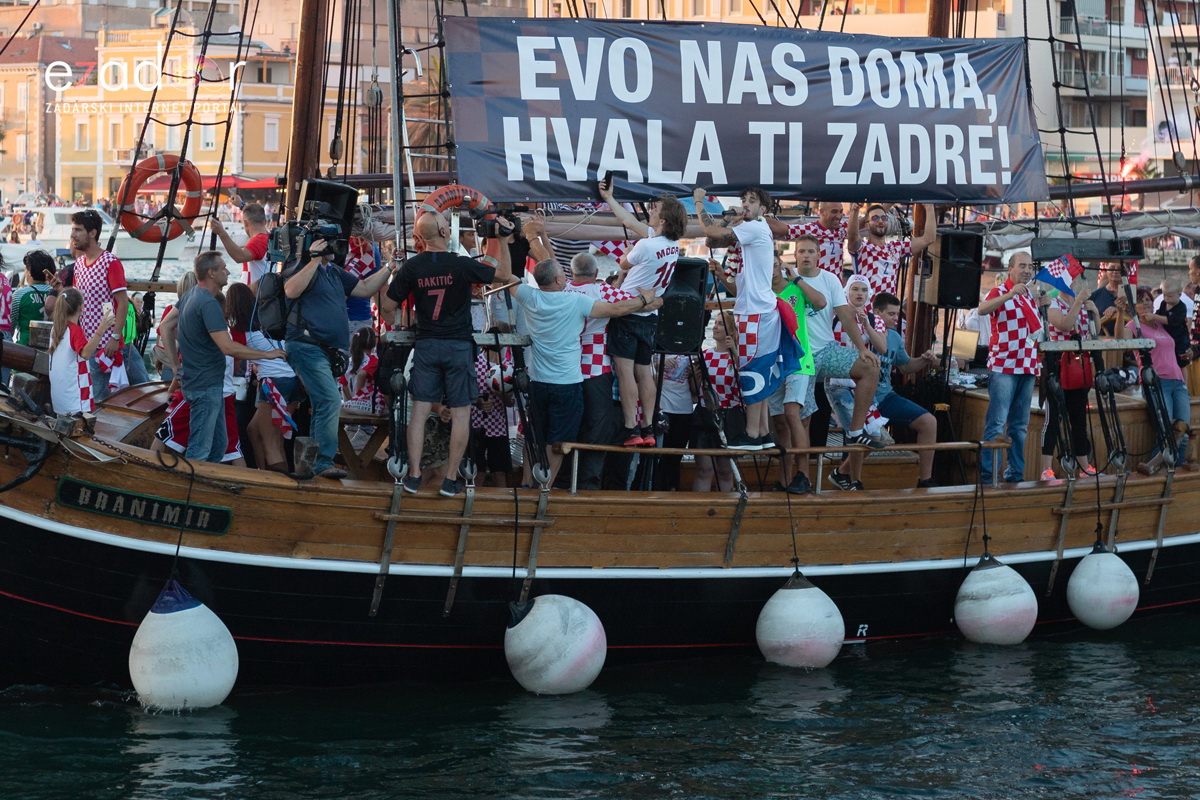 Veličanstven doček četvorice zadarskih Vatrenih Veličanstven doček četvorice zadarskih Vatrenih