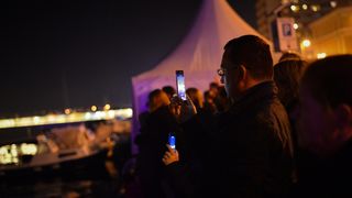 Zadrani oduševljeni hologramskim božićnim drvcem