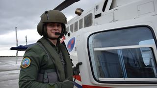 U Zemuniku izvedeni prvi samostalni letovi učenika na helikopterima “Bell-206B” U Zemuniku izvedeni prvi samostalni letovi učenika na helikopterima “Bell-206B”