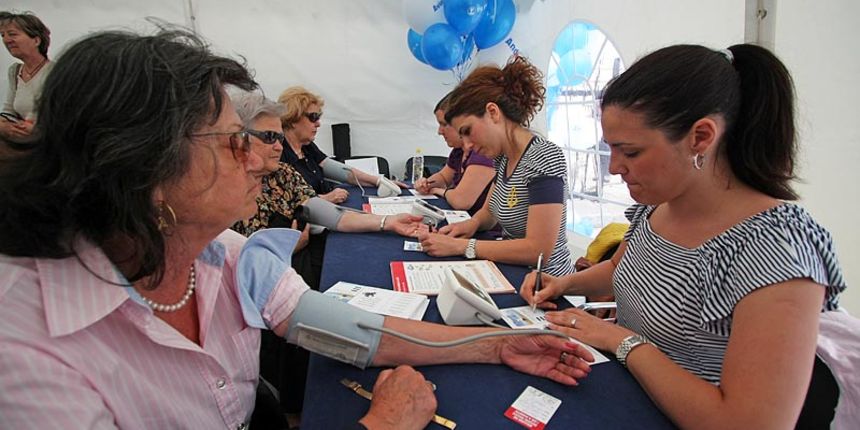 Pliva – Mjerenje tlaka i secera u krvi (foto: Marin Gospić)
