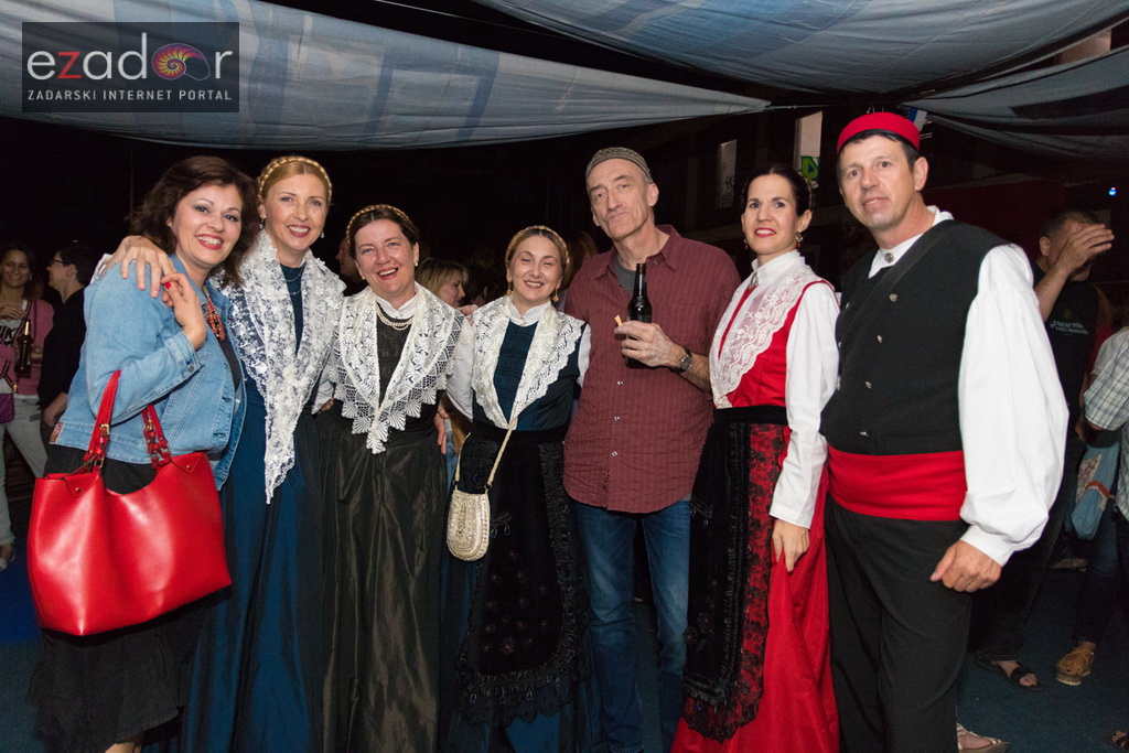 KvartArt: Poslijepodnevne subotnje aktivnosti i večernji koncert Miroslava Tadića