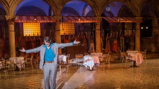 Kostimirana proba predstave Kafetarija prema djelu La bottega del caffe, jednoj od najuspješnijih komedija talijanskog komediografa Carla Goldonija