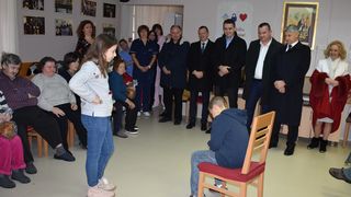 Župan posjetio štićenike Doma za odrasle osobe Sv. Frane Župan posjetio štićenike Doma za odrasle osobe Sv. Frane