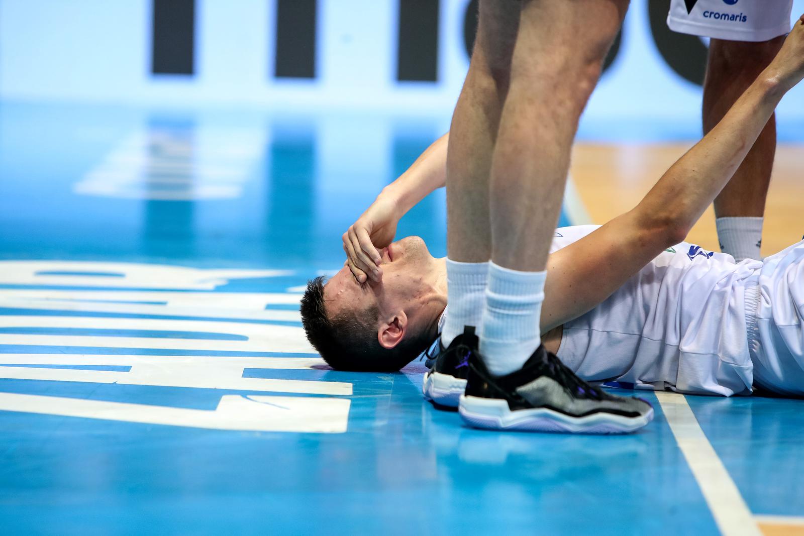 Finale doigravanja, 3. utakmica: KK Zadar – KK Split 99-62 Finale doigravanja, 3. utakmica: KK Zadar – KK Split 99-62