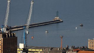 Izmještanje mine iz riječke luke