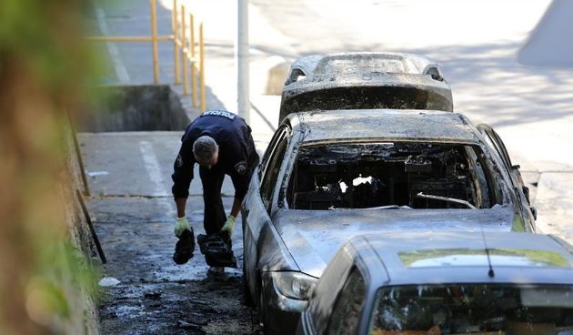 Navijački obračun: Napali četvoricu navijača Levskog pa im zapalili BMW
