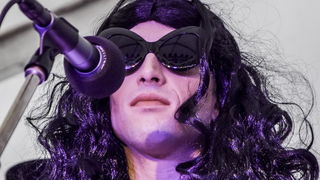 Paški zimski karneval 2018: Karnevalska povorka prošla ulicama grada do Pijace