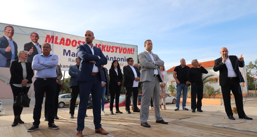 Kapović, Vučetić i ekipa Kapović, Vučetić i ekipa