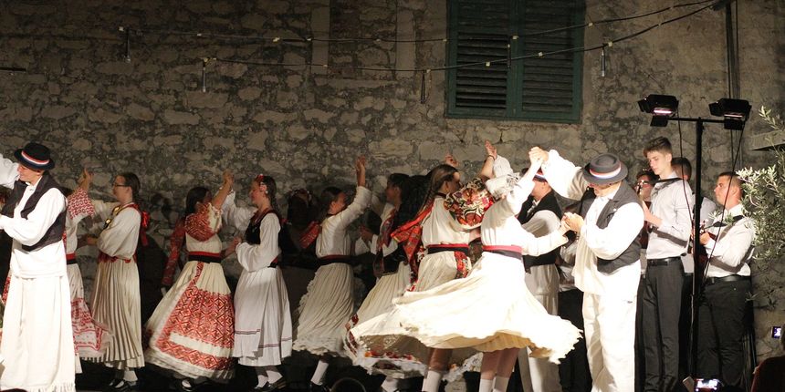 14. Večer folklora u Bibinjama 14. Večer folklora u Bibinjama