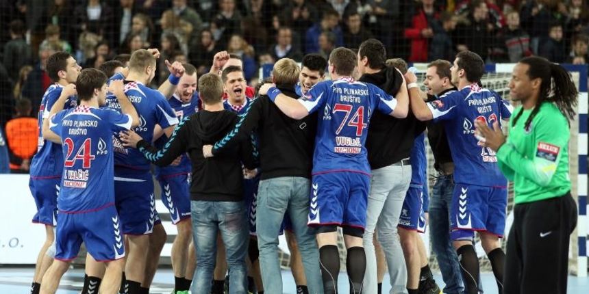 Rukometna liga prvaka, HC Prvo plinarsko drustvo – Paris Saint-Germain Hand. Photo: Slavko Midzor/PIXSELL Rukometna liga prvaka, HC Prvo plinarsko drustvo – Paris Saint-Germain Hand. Photo: Slavko Midzor/PIXSELL