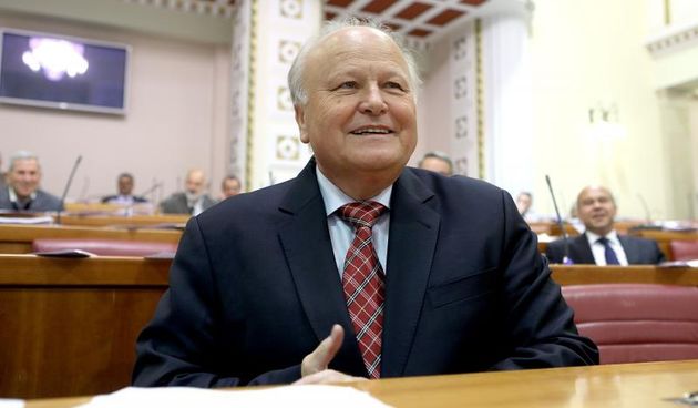 Slavko Linic. Raspravom o prijedlogu zakona o regulaciji trzista zeljeznickih usluga Sabor RH je nastavio 13. sjednicu. Photo: Patrik Macek/PIXSELL