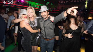 Ludnica u Saturnusu: Najbolji doček u svemiru i šire Ludnica u Saturnusu: Najbolji doček u svemiru i šire