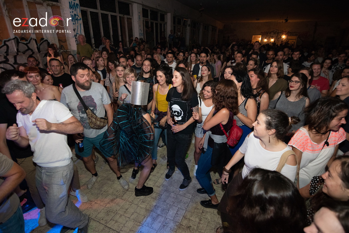 KvartArt 2018.: Art buvljak & koncert Nipplepeoplea