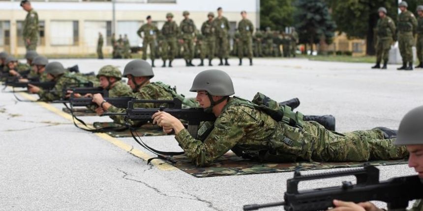 Vojno uciliste Petar Zrinski svake godine biljezi porast prijava za vojnu skolu. Ove godine 1400 ucenika se prijavilo za program kadeta a samo njih 100 je primljeno. Photo: Zeljko Lukunic/PIXSELL Vojno uciliste Petar Zrinski svake godine biljezi porast prijava za vojnu skolu. Ove godine 1400 ucenika se prijavilo za program kadeta a samo njih 100 je primljeno. Photo: Zeljko Lukunic/PIXSELL