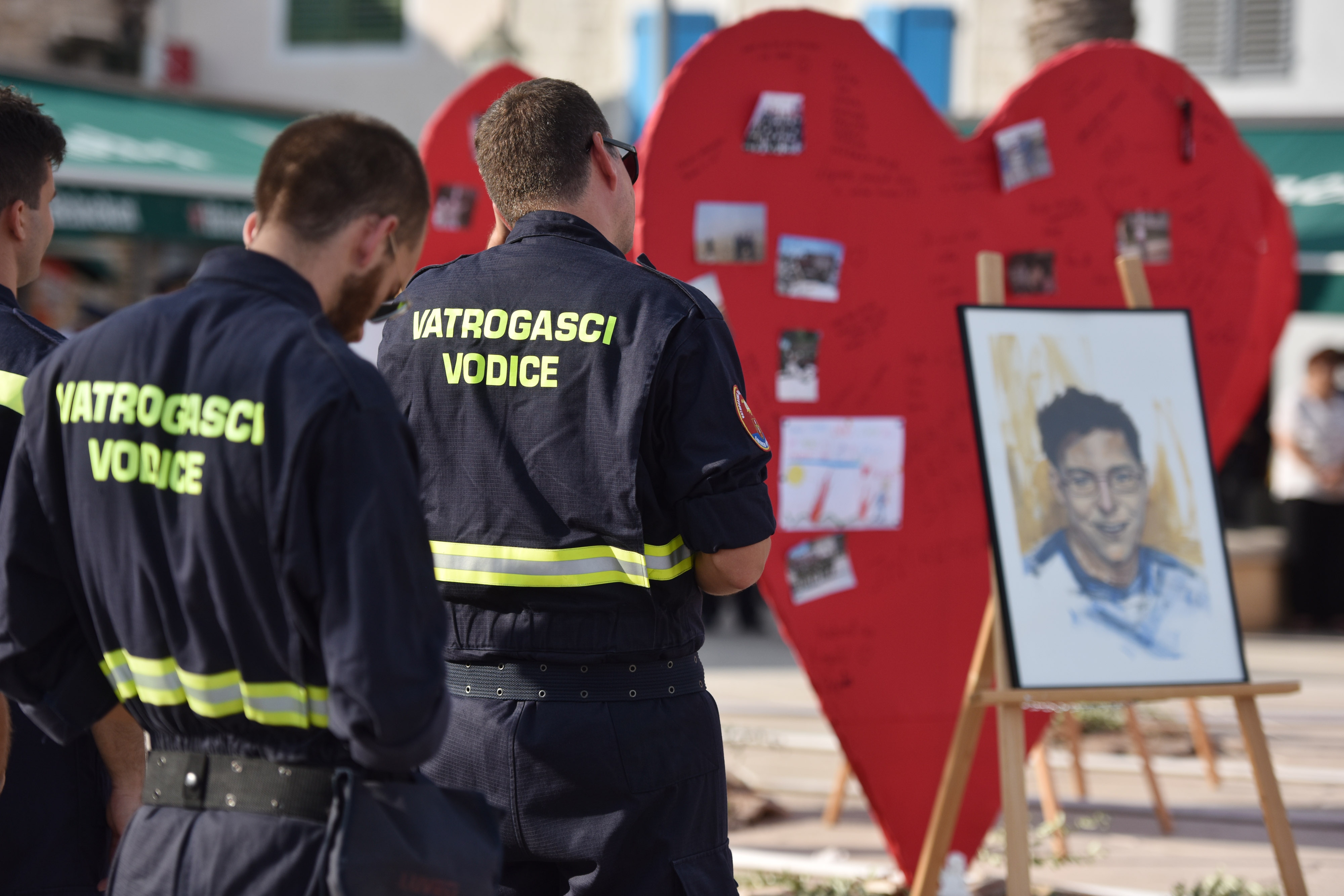 Vodice: mimohod sjećanja povodom 10. obljetnice stradanja vatrogasaca na Velikom Kornatu