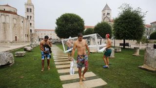 Vaterpolo utakmica na Forumu ispred crkve Sv. Donata, Foto: Filip Brala/PIXSELL