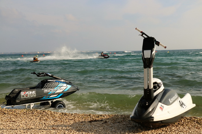 Vir: Slobodan trening na plaži Jadro pred utrke Alpe Adria Jest Ski Toura. Foto: Kažimir Škrbić/Virski list