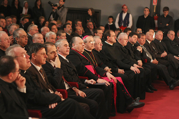 Svečana akademija u povodu ustoličenja  nadbiskupa Puljića (Foto:Saša Čuka)