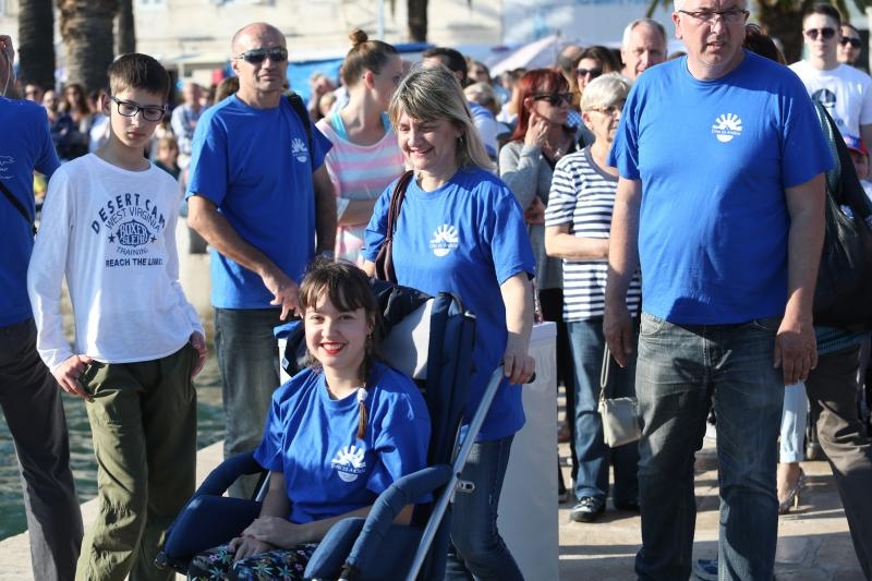 Dina Levačić otplivala humanitarni maraton između Trogira i Splita za Udrugu Anđeli. Foto: Miranda Cikotić/PIXSELL Dina Levačić otplivala humanitarni maraton između Trogira i Splita za Udrugu Anđeli. Foto: Miranda Cikotić/PIXSELL