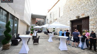 Izložba Mojmira Mihatova i svečano otvorenje 26. SLUK-a Izložba Mojmira Mihatova i svečano otvorenje 26. SLUK-a