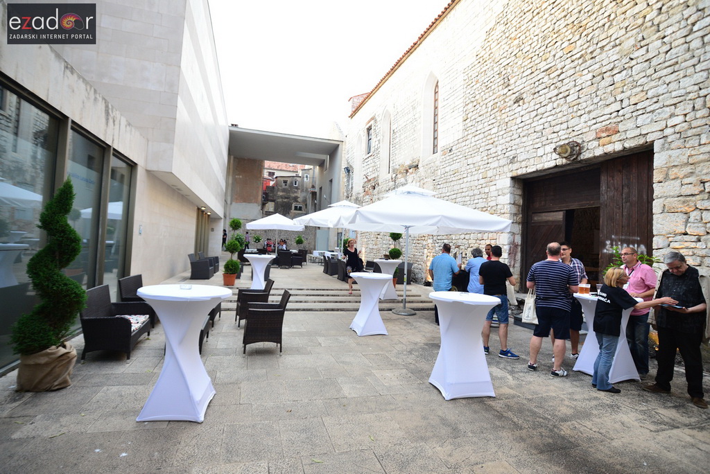 Izložba Mojmira Mihatova i svečano otvorenje 26. SLUK-a Izložba Mojmira Mihatova i svečano otvorenje 26. SLUK-a